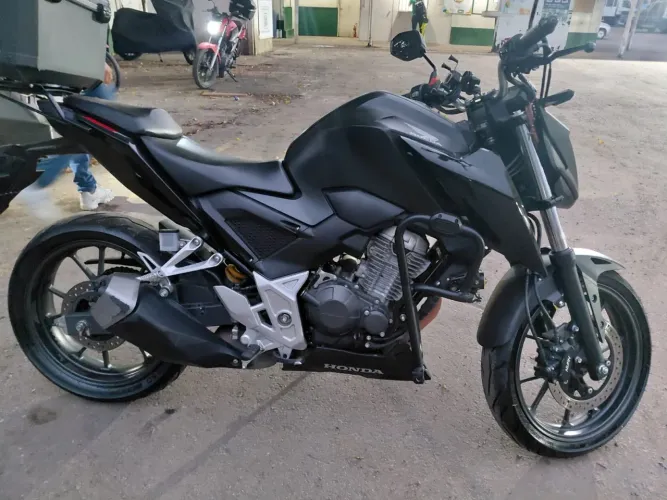 Honda CB 300f Twister Flex 2024