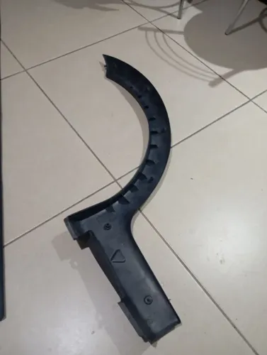 Moldura paralama traseiro Strada original 