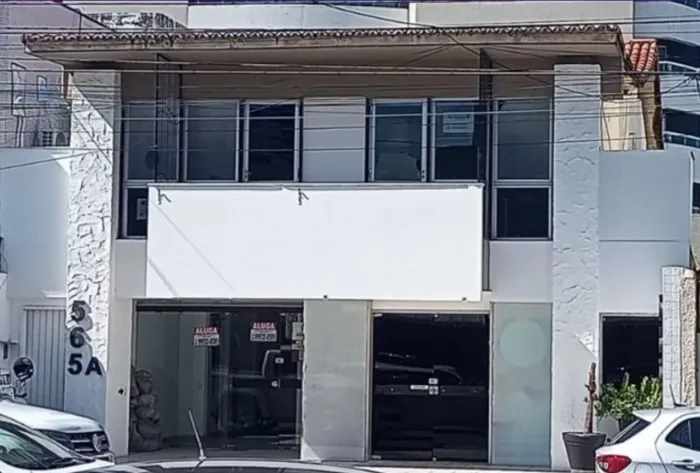 Vendo imóvel comercial no coração de Petrópolis e Tirol 