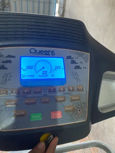 ESTEIRA ELÉTRICA 2HP QUEENS - 16KM/H - SEMI-NOVA - R$ [2,300R$]