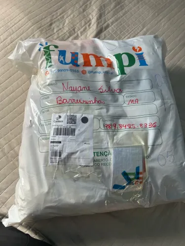VENDO UM SACO CHEIO DE ROUPAS INFANTIL MASCULINO DA FUMPI, PEÇAS NOVAS E ETIQUETADAS