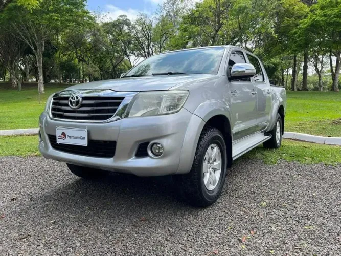 Toyota Hilux CD SRV 4X4 2.7 Flex 16V Aut. 2015
