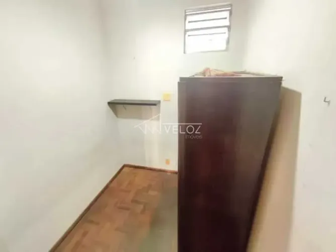 Apartamento : / Residencial / Catete
