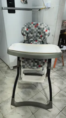 Cadeira de alimentação