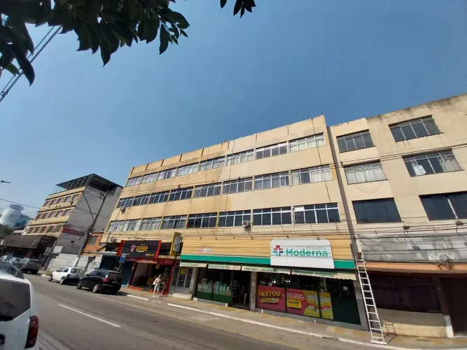 PERTO DE TUDO ATERRADO VOLTA REDONDA APARTAMENTO AMPLO COM GARAGEM E IPTU 26 GRATIS