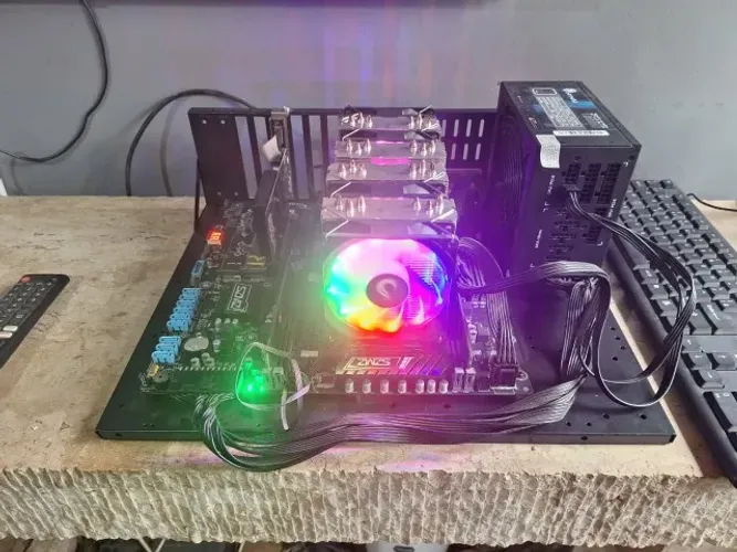 Dual Intel Xeon E5-2683 v4 (64 Threads) | 96GB RAM | NVMe 1TB - Servidor