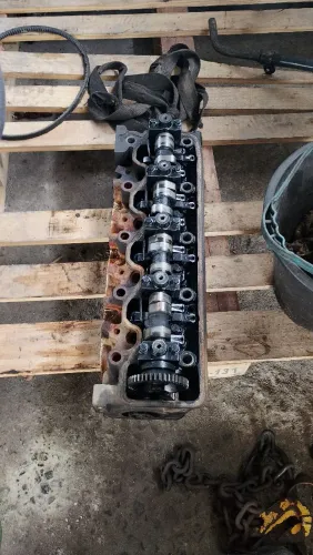 Cabeçote do motor MWM Sprint 4 cilindros eletrônico 