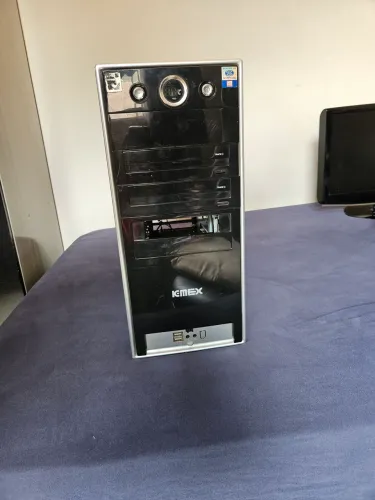 GABINETE COM SENSOR DE TEMPERATURA