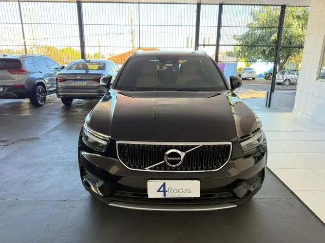 Volvo XC40 T-5 Momentum 2.0 252cv AWD 2018