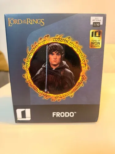 Frodo LOTR Senhor dos Aneis Iron Studios 1/10