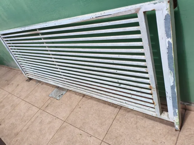Grade parapeito ferro