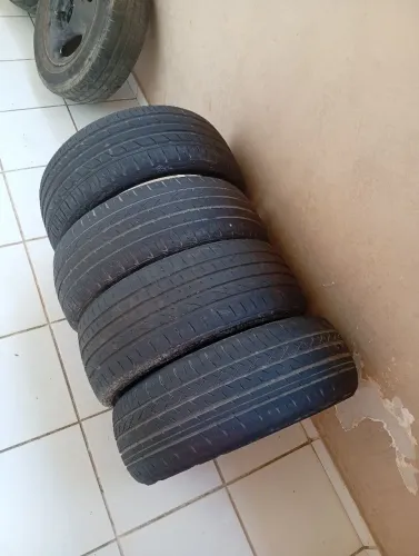 Vendo Pneus R17