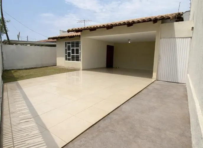 Casa à Venda na Vila Lucy 3 Quartos, 1 Suíte | 132.5m²