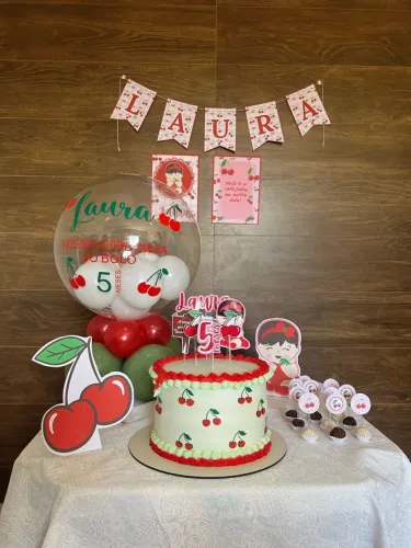 Kit personalizado papelaria para festa mesversario só um bolinho 
