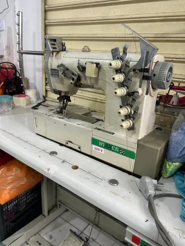 Máquina de costura Galoneira industrial