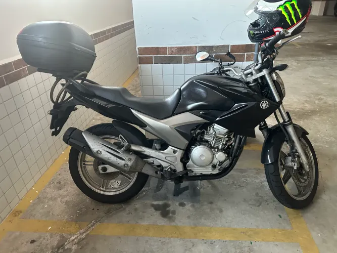 YAMAHA FAZER YS250 2011