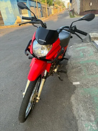 POP 110i muito nova