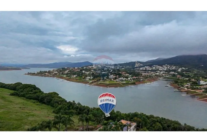 "Terreno de marina Exclusivo em Capitólio, marinas Portobello !"