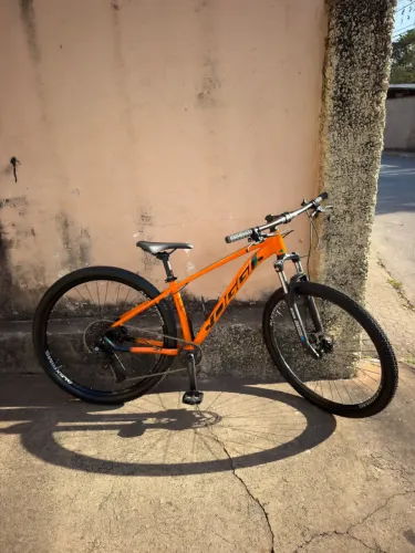 Bicicleta 29 Oggi Big Wheel 7.1 Cues 10v 2024/2025