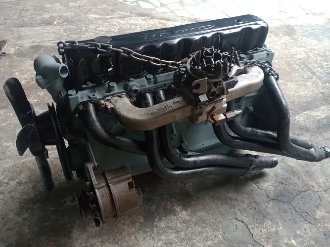 Motor do Opala 6cc (Álcool) 4.1 (Escape 6 x 2)