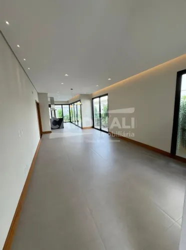 Casa Condomínio em São Carlos
