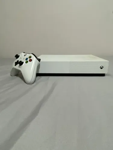 Xbox One S