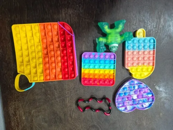Kit de Pop It Coloridos - Brinquedos Sensoriais Infantis