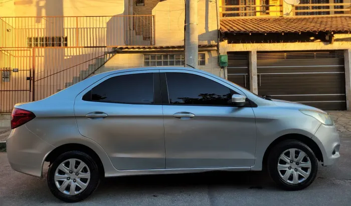 Ford KA+ Sedan 1.5 16V Flex 4P 2015