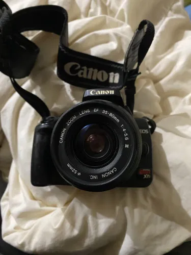 Câmera cânon xti 400d + lente 35-80mm + 2 bateria, 2 cartão de memória, carregador