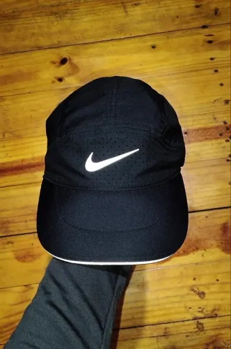 boné nike tailwind dri-fit