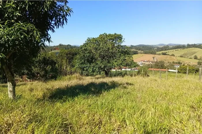 Terreno Perfeito em Socorro: Tranquilidade e Valorização no coração do Bairro dos Moraes
