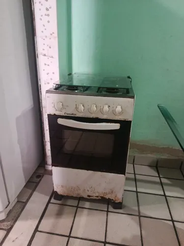 Fogão Esmaltec 4 bocas usado