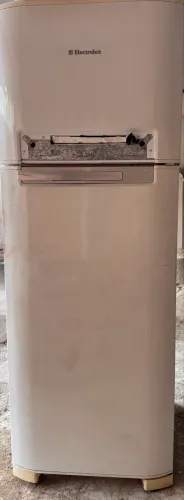 Geladeira Electrolux Frostfree DF50