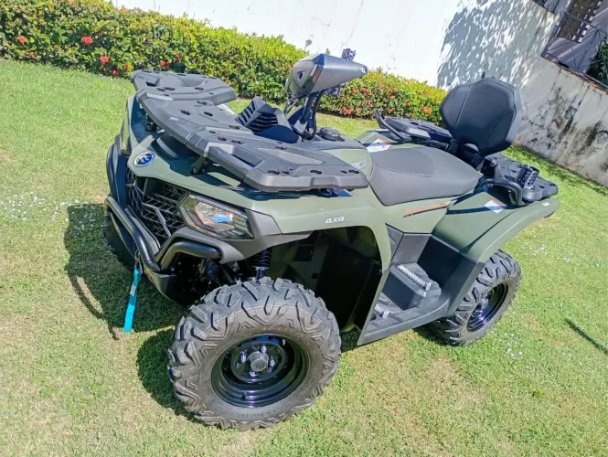Quadriciclo Cforce 450l
