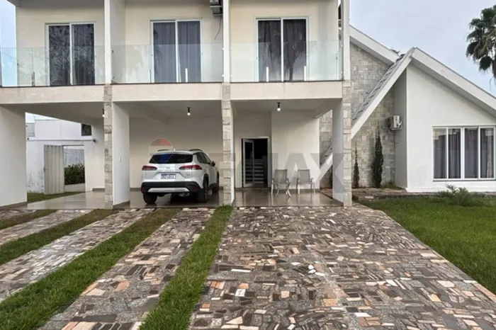 Casa de Luxo: Conforto e Estilo em Aragarças