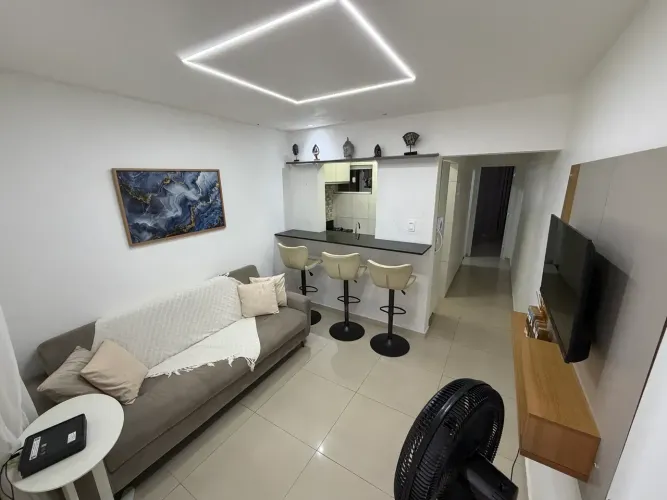 Apartamento Reformado e Mobiliado em Boa Viagem | Excelente Localização | Pronto para Mora