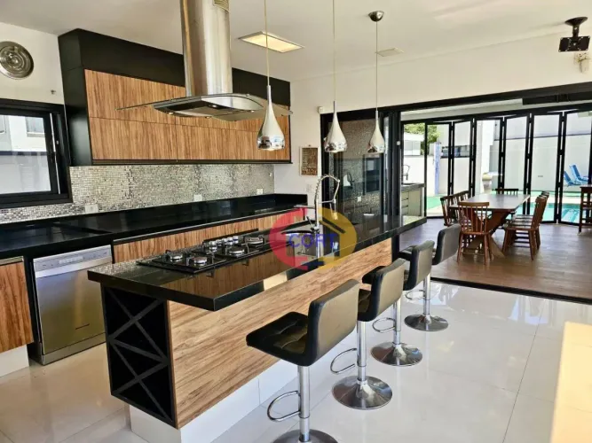 Casa moderna para venda e locação em condomínio de Arujá!!!