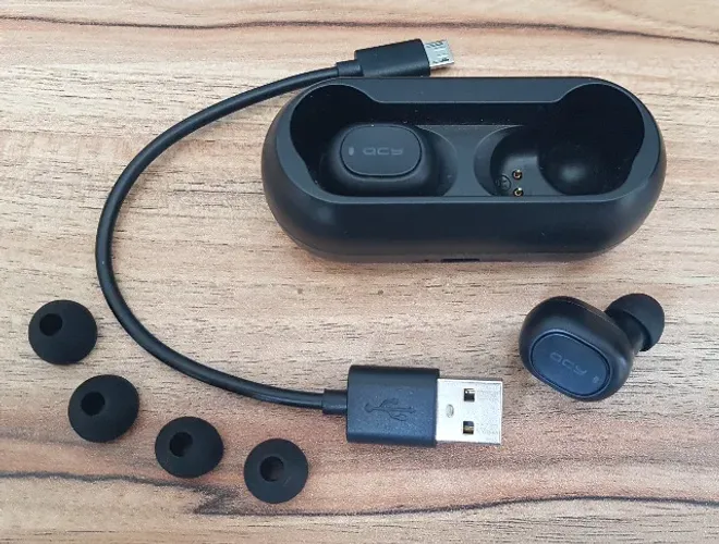 Fone bluetooth QCY T1C