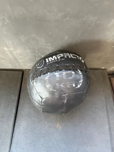 Wall ball usado 