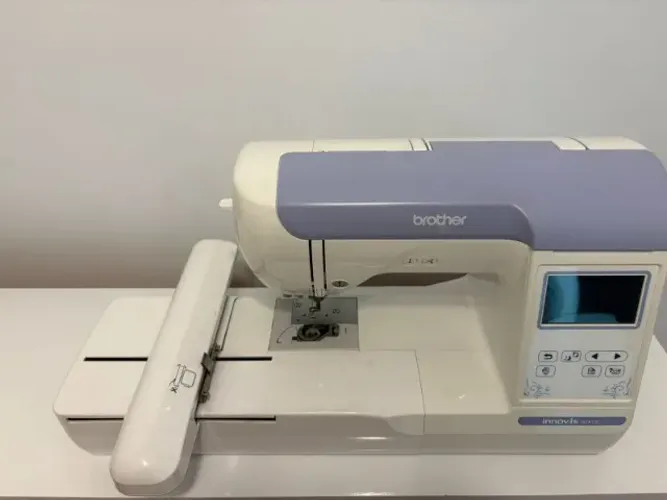 Máquina de bordar