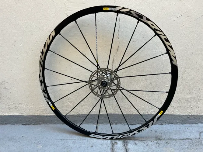 Roda MAVIC KSYRIUM PRO DISC