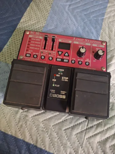 Pedal Boss RC-30 Loop Station - Dual Track Looper