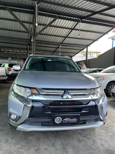Mitsubishi Outlander 2.2 165cv Diesel Aut. 2017