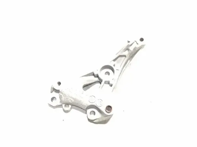 Suporte Compressor Peugeot / Citroen 1.6 16v Thp 11-17