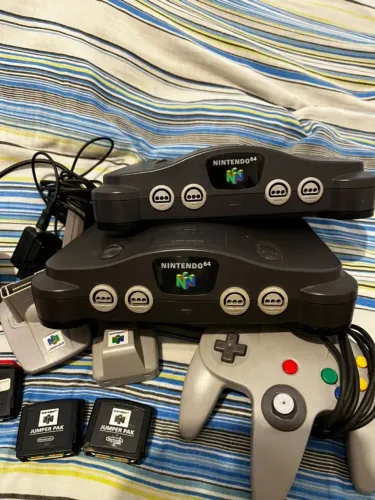 Nintendo 64 (2un) + acessórios