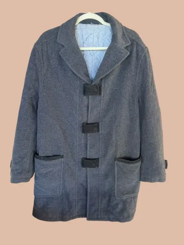 Sobretudo elegante Valentino Italy, grife, cinza, unissex, veste M Brasil , peça única