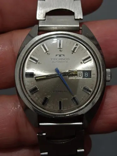 Relógio technos 