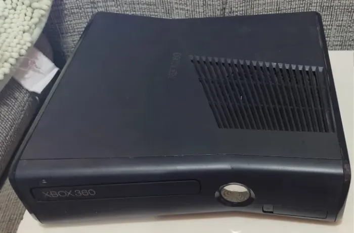 ler anuncio SUCATAS xbox 360 + fonte