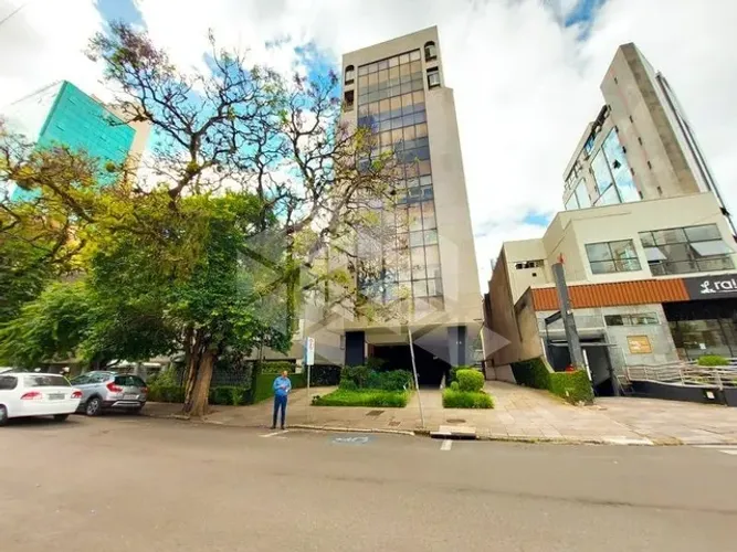 Crédito Real vende sala / conjunto comercial com vaga / box de garagem no Moinhos de Vento