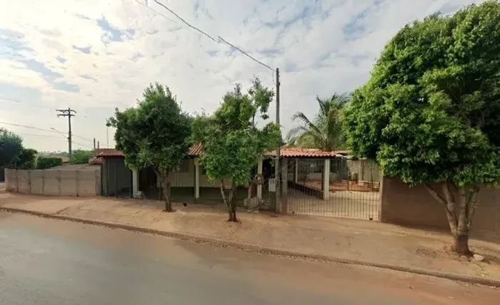 Venda de Casas / Padrão na cidade de Nova Europa